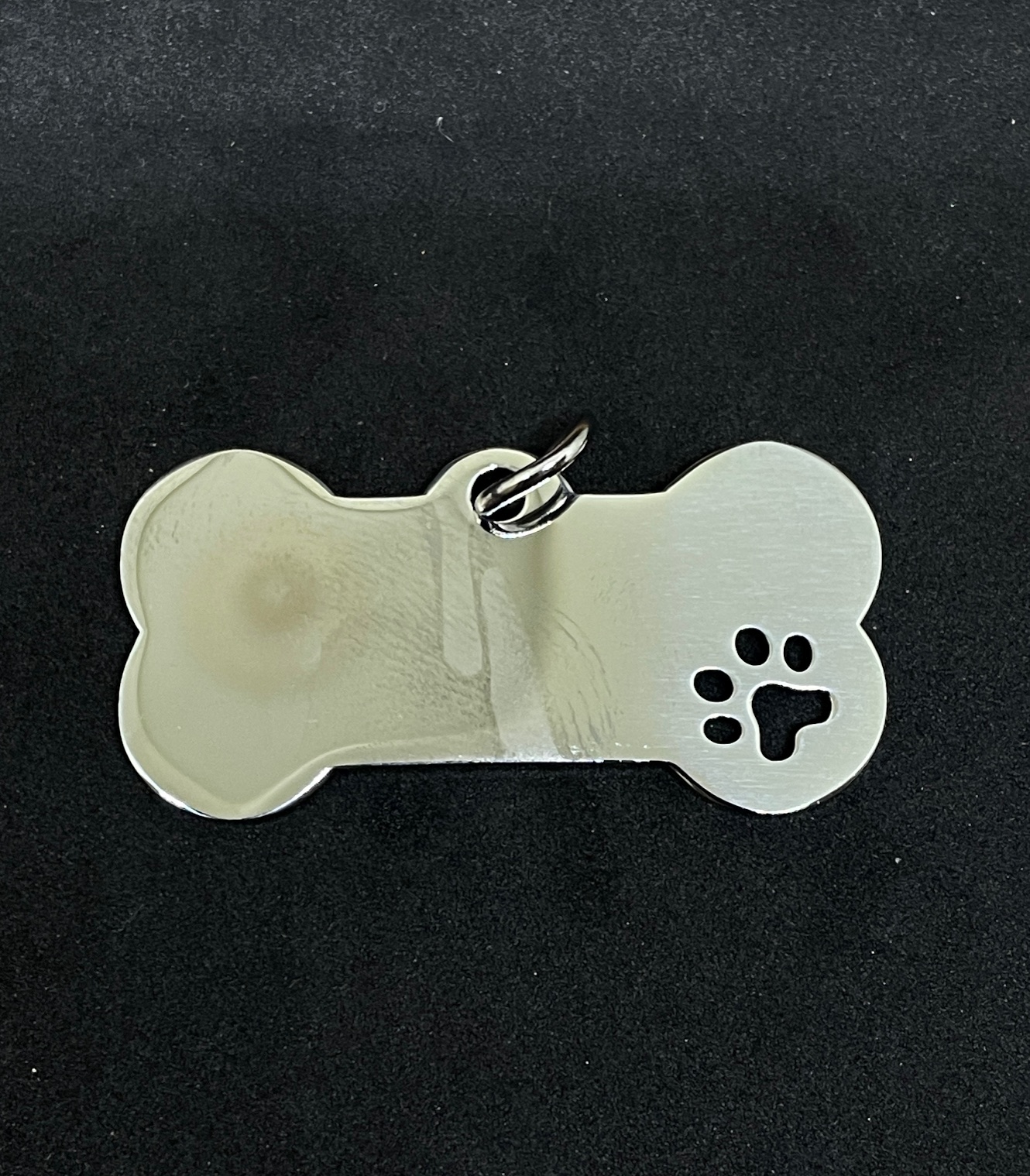 Pločica kost 40mm srebrna sa šapicom - Slika 2